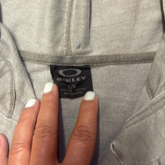 Oakley Large Worn In Cotton Hoodie - Picture 2 of 2
